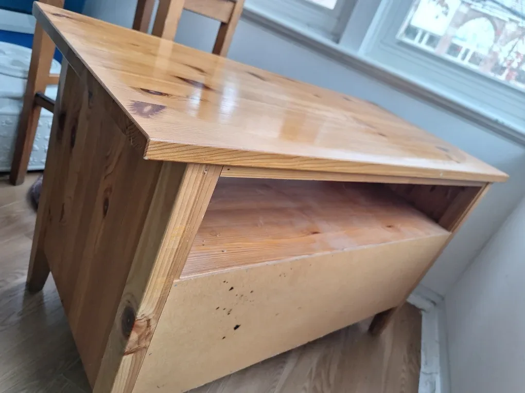 Wood TV Stand with Drawers image indicator(3)