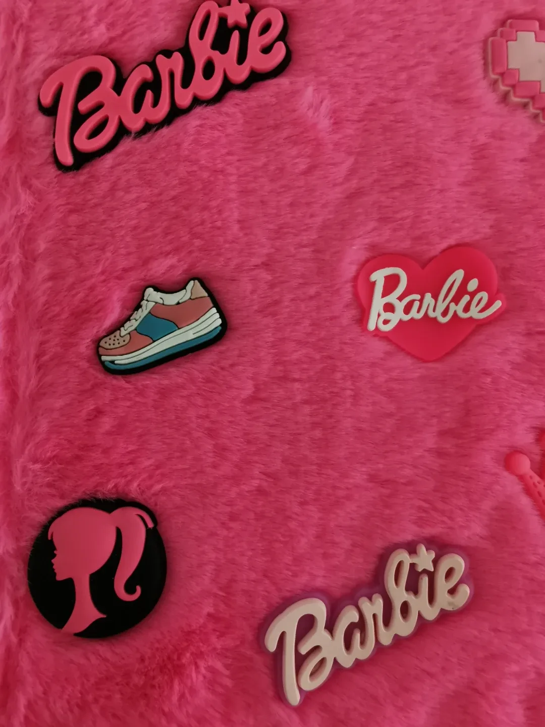 Barbie Pink Fuzzy Notebook image indicator(3)