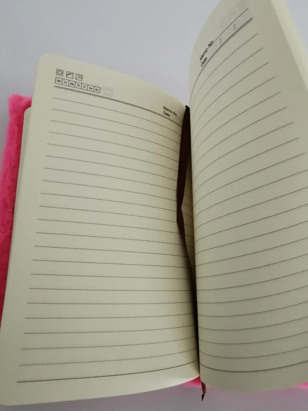 Barbie Pink Fuzzy Notebook image indicator(6)