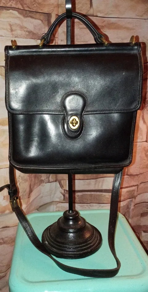 Coach Black Leather Willis Crossbody top handle Bag