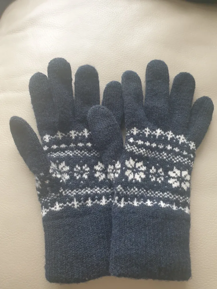 Unisex Blue Knit Gloves with Snowflake Pattern