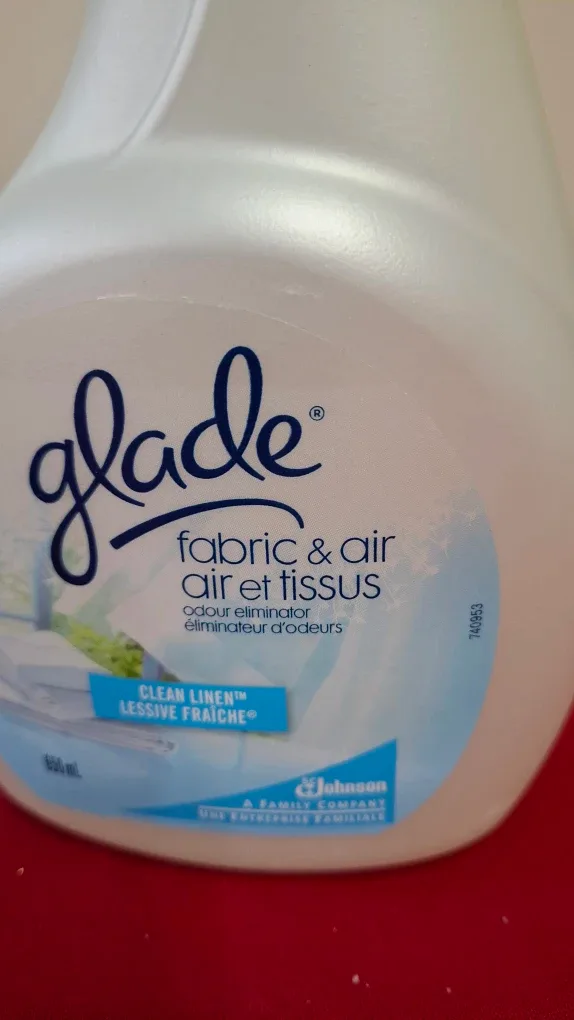 Glade Fabric & Air Odour Eliminator 650 mL image indicator(2)