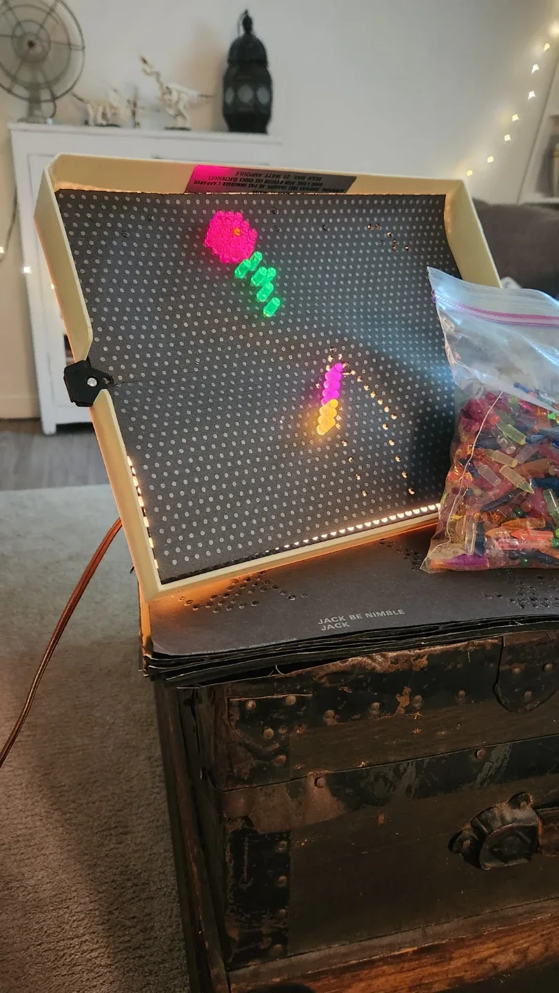 Vintage 70s Lite Brite image indicator(2)