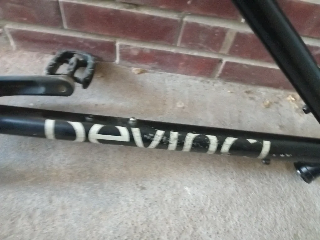 Devinci bike frame image indicator(2)