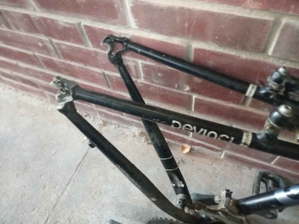 Devinci bike frame image indicator(4)