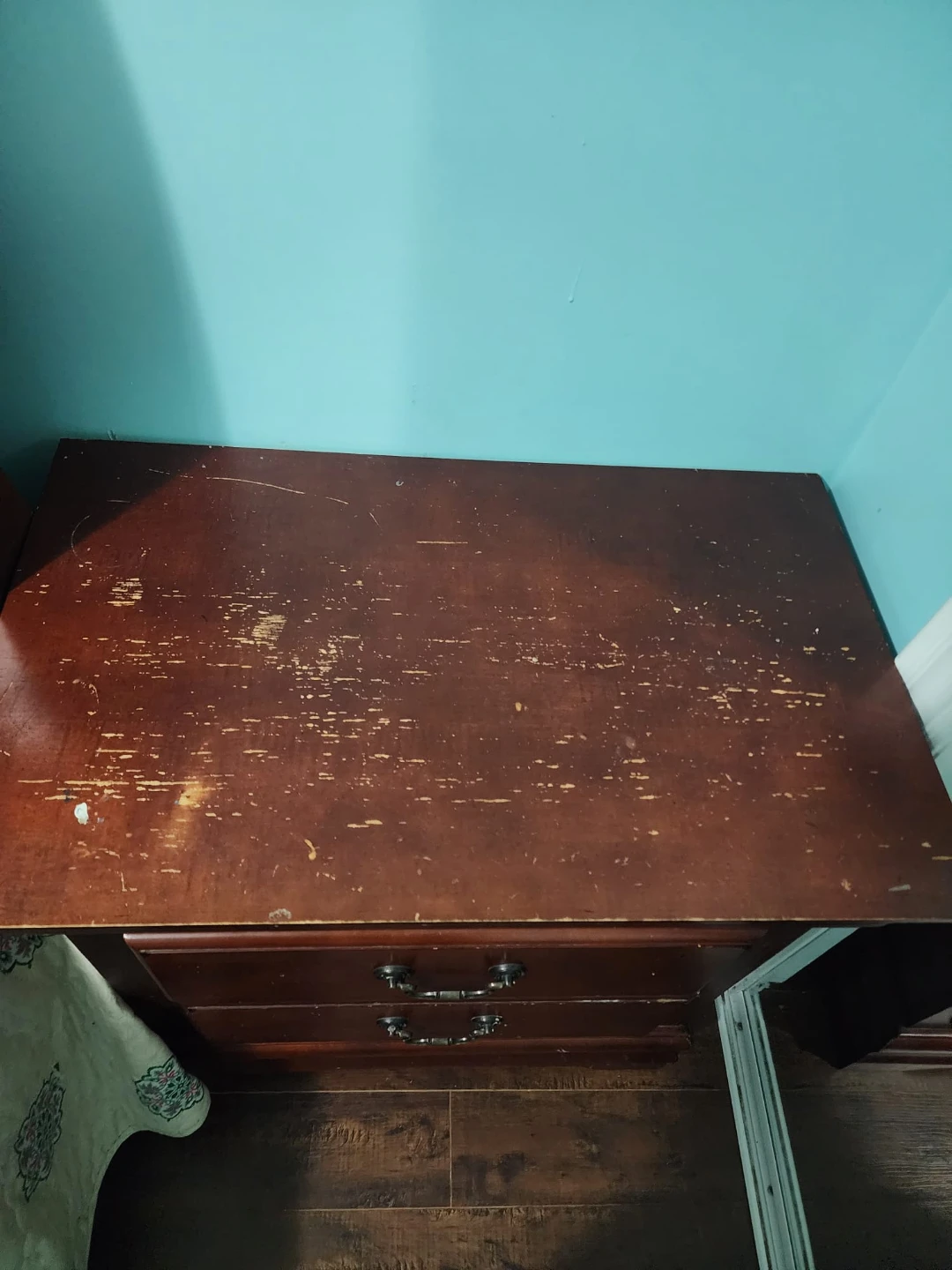 Traditional Wood Queen Sleigh Bed Set(2Nightstands) - photo 4