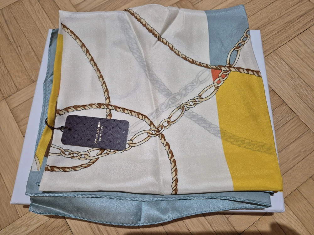 Xinyuan Silk Scarf - New with Tag