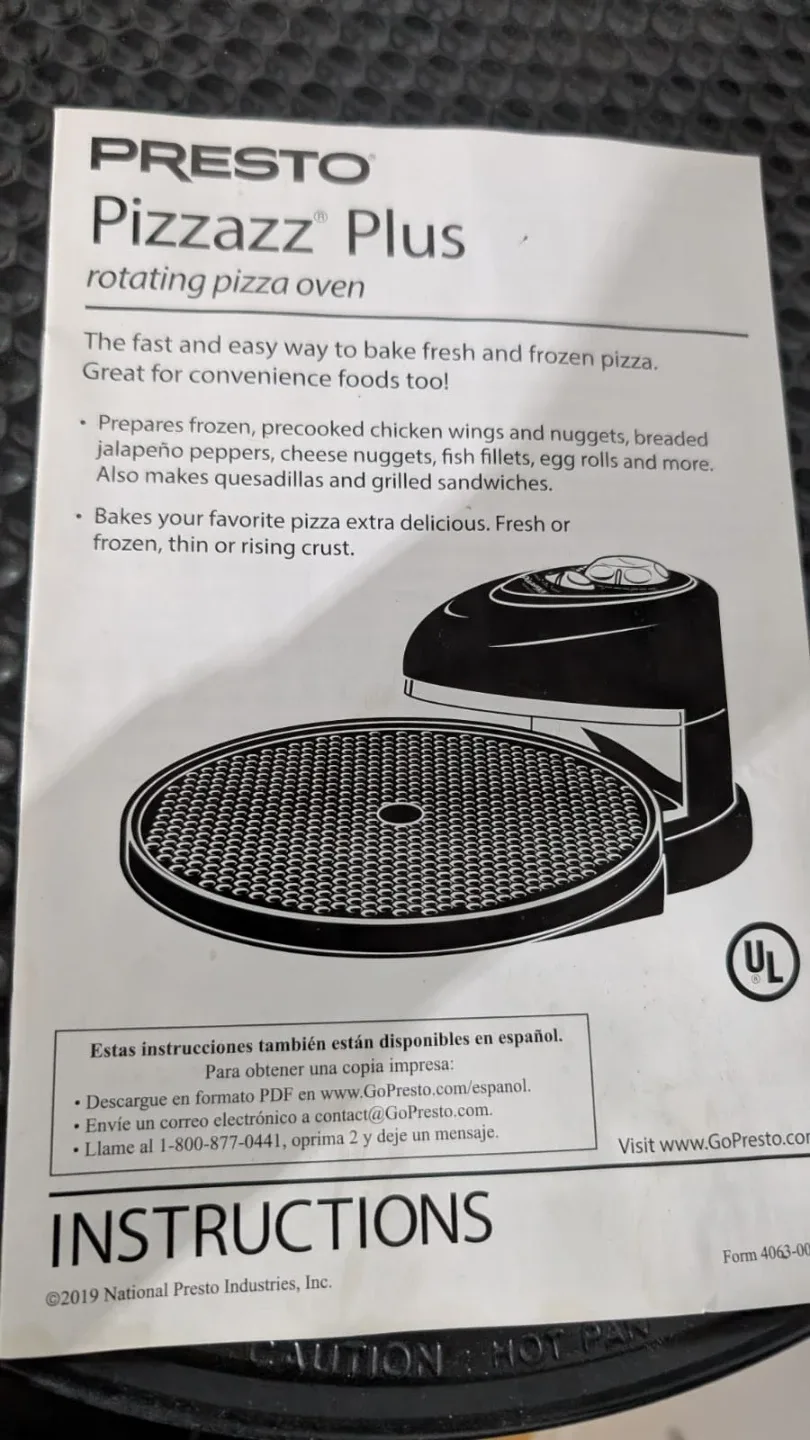 Presto Pizzazz Plus Rotating Pizza Oven thumbnail