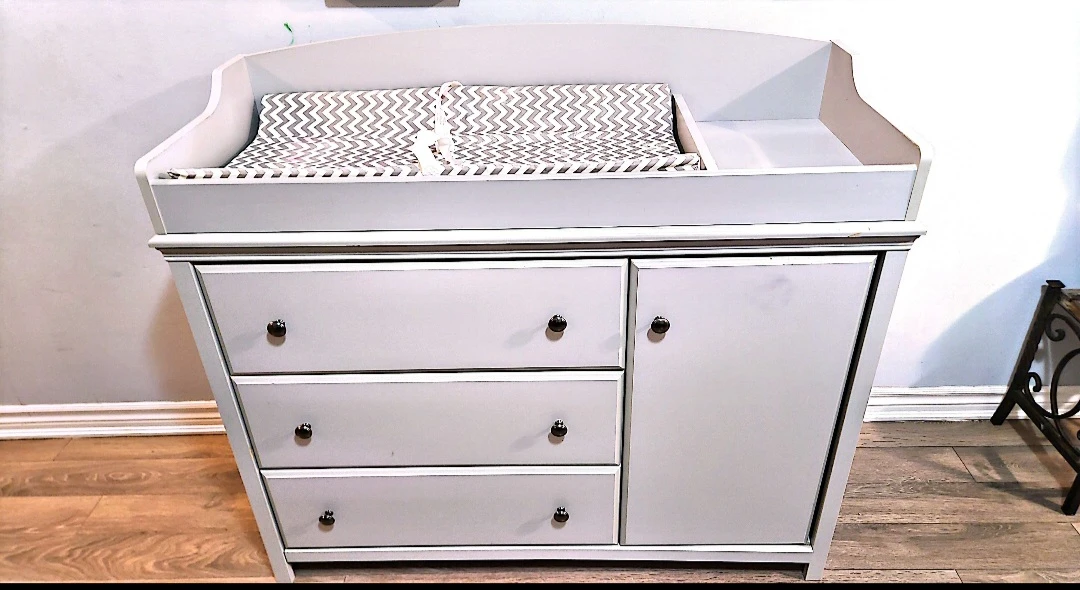 Grey Changing Table with Drawers & Storage