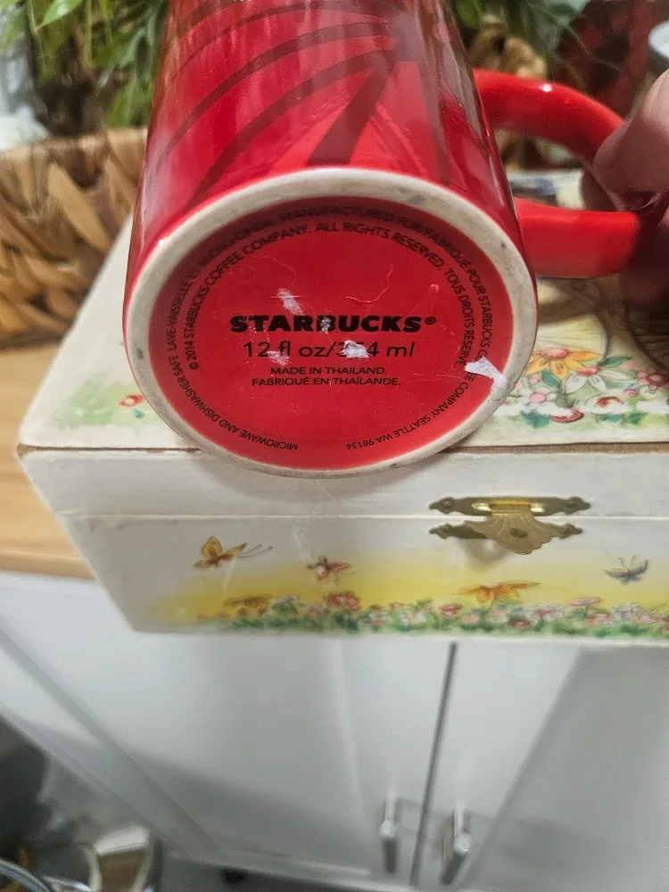 X- MAS Starbuck red coffee/ tea  tall mug 12 oz image indicator(4)