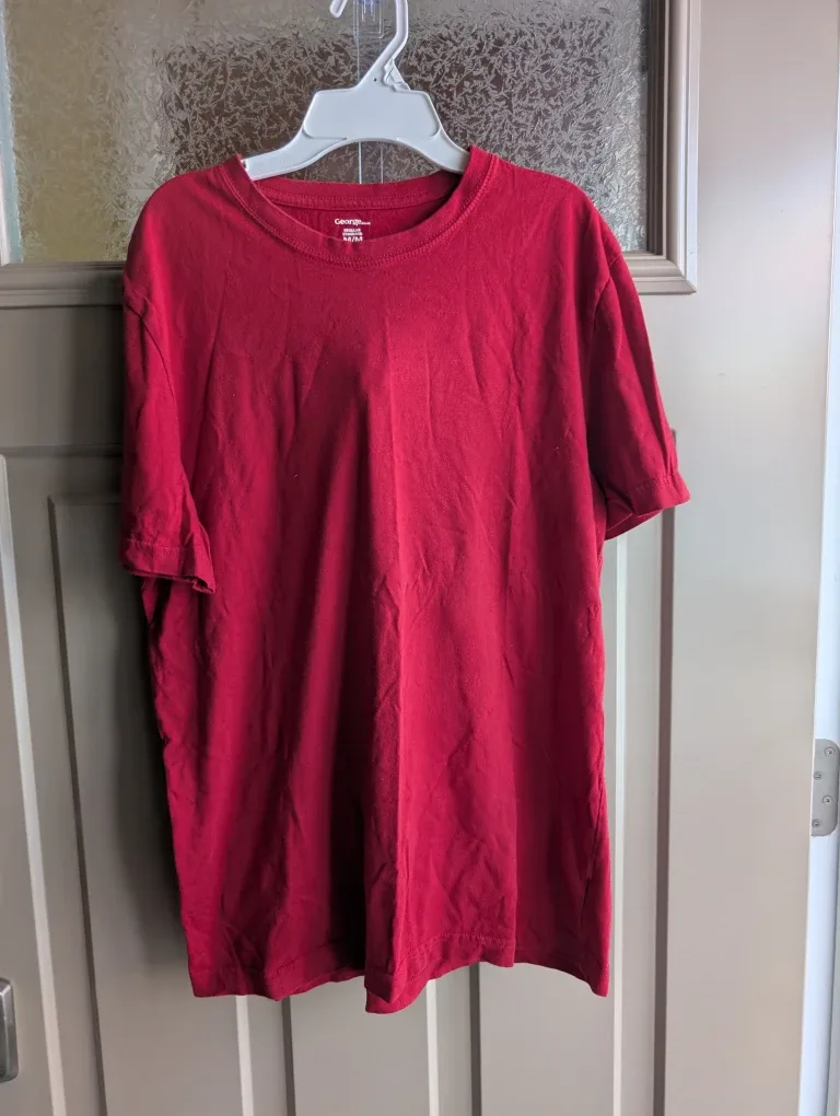 Mens sz med tshirts $3 each image indicator(2)