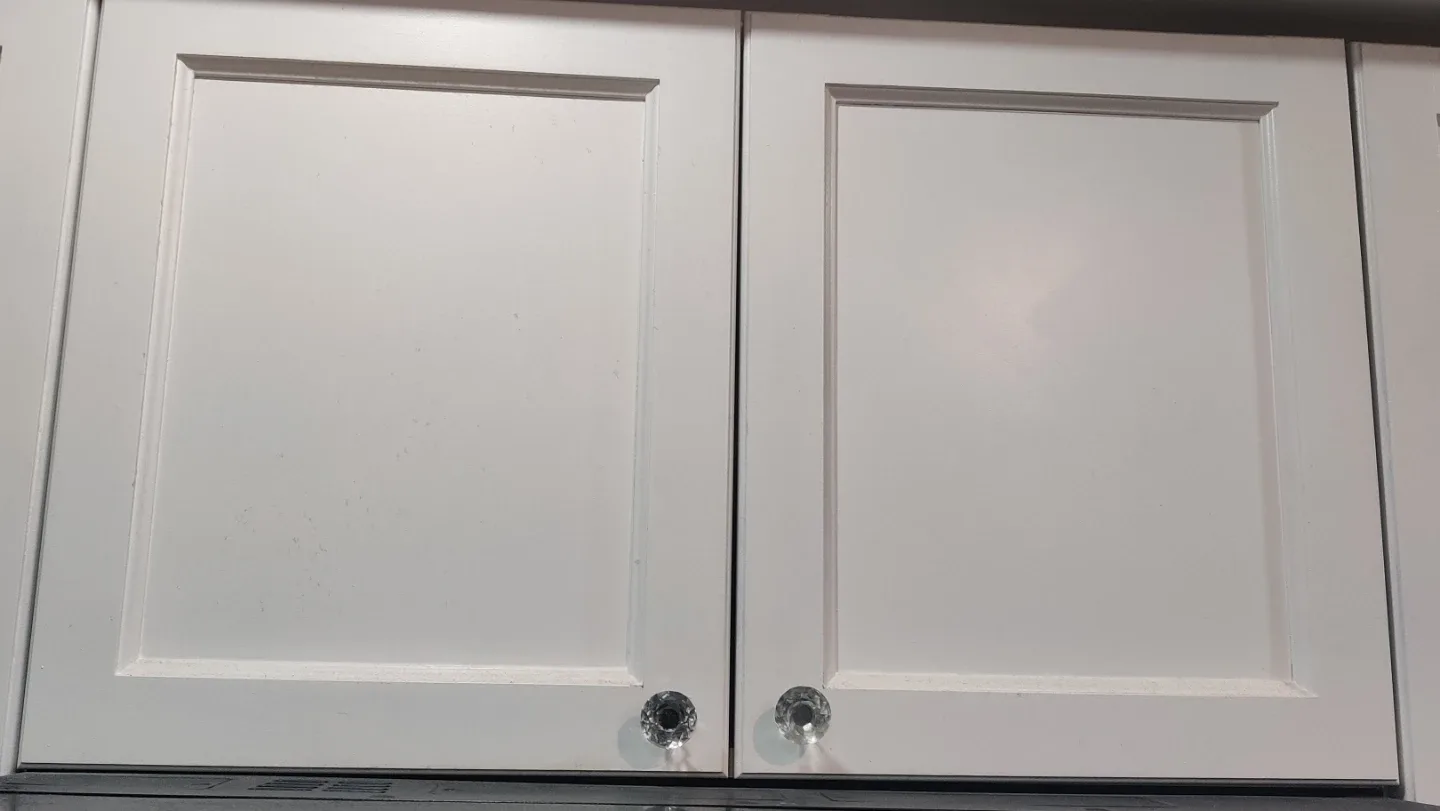 White Cabinet Doors image indicator(2)