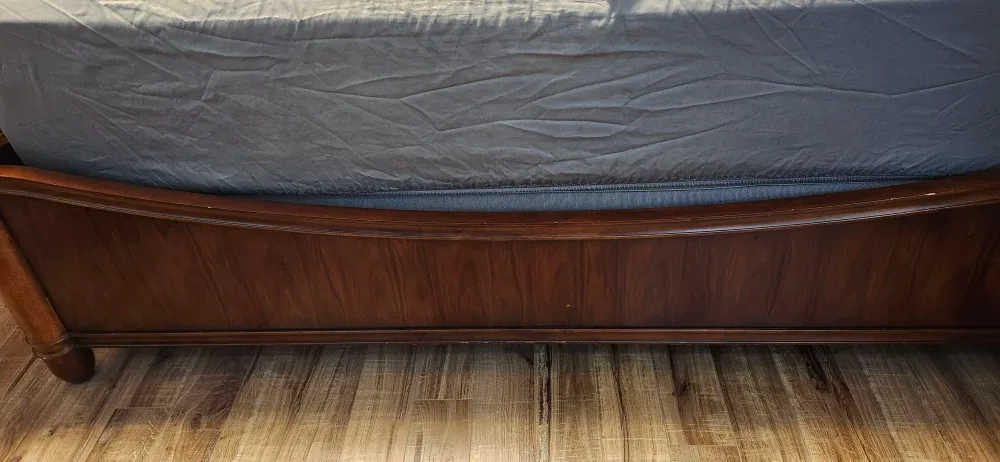 King Bedroom set for sale image indicator(8)