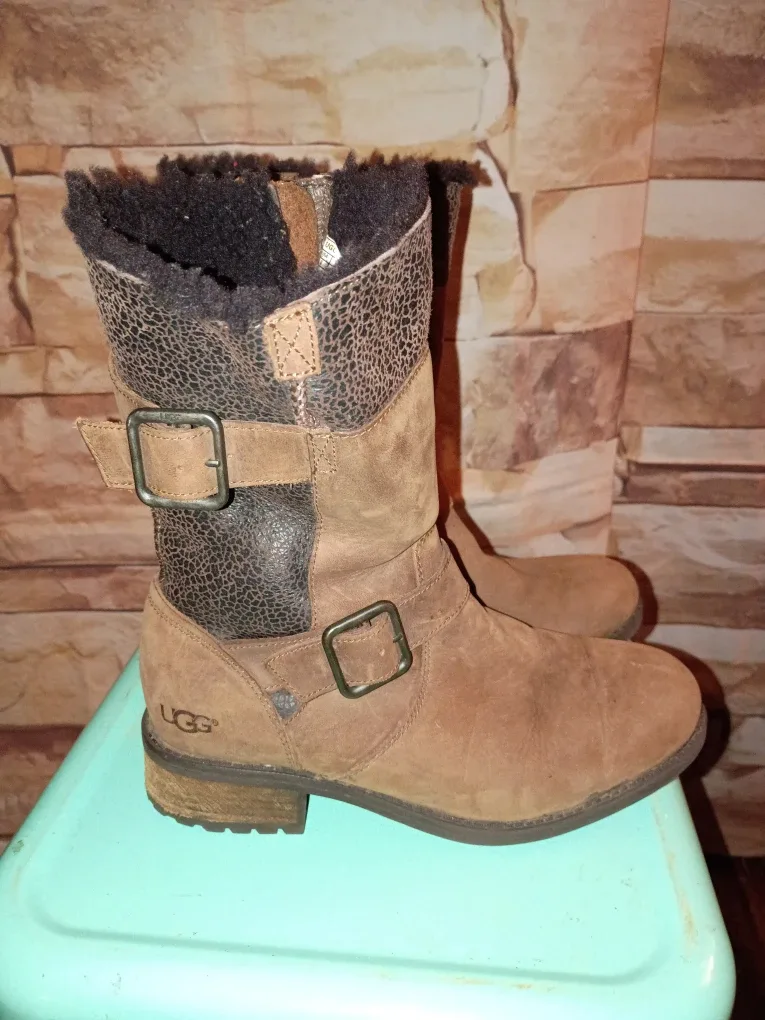 UGG Brown Leather Oregon  Stout Moto Boots sz 8 image indicator(2)