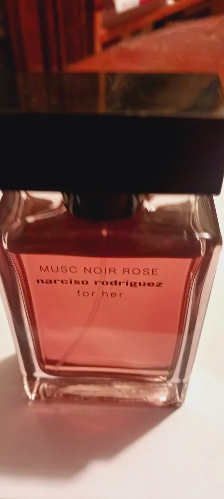 Narciso Rodriguez Musc Noir Rose for Her 50ml image indicator(4)