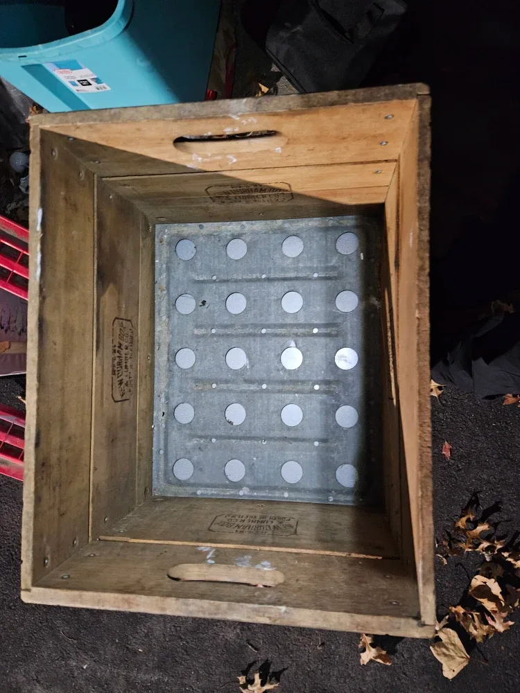 Queens Farms Inc. Wooden Crate - Ozone Park L.I. image indicator(5)