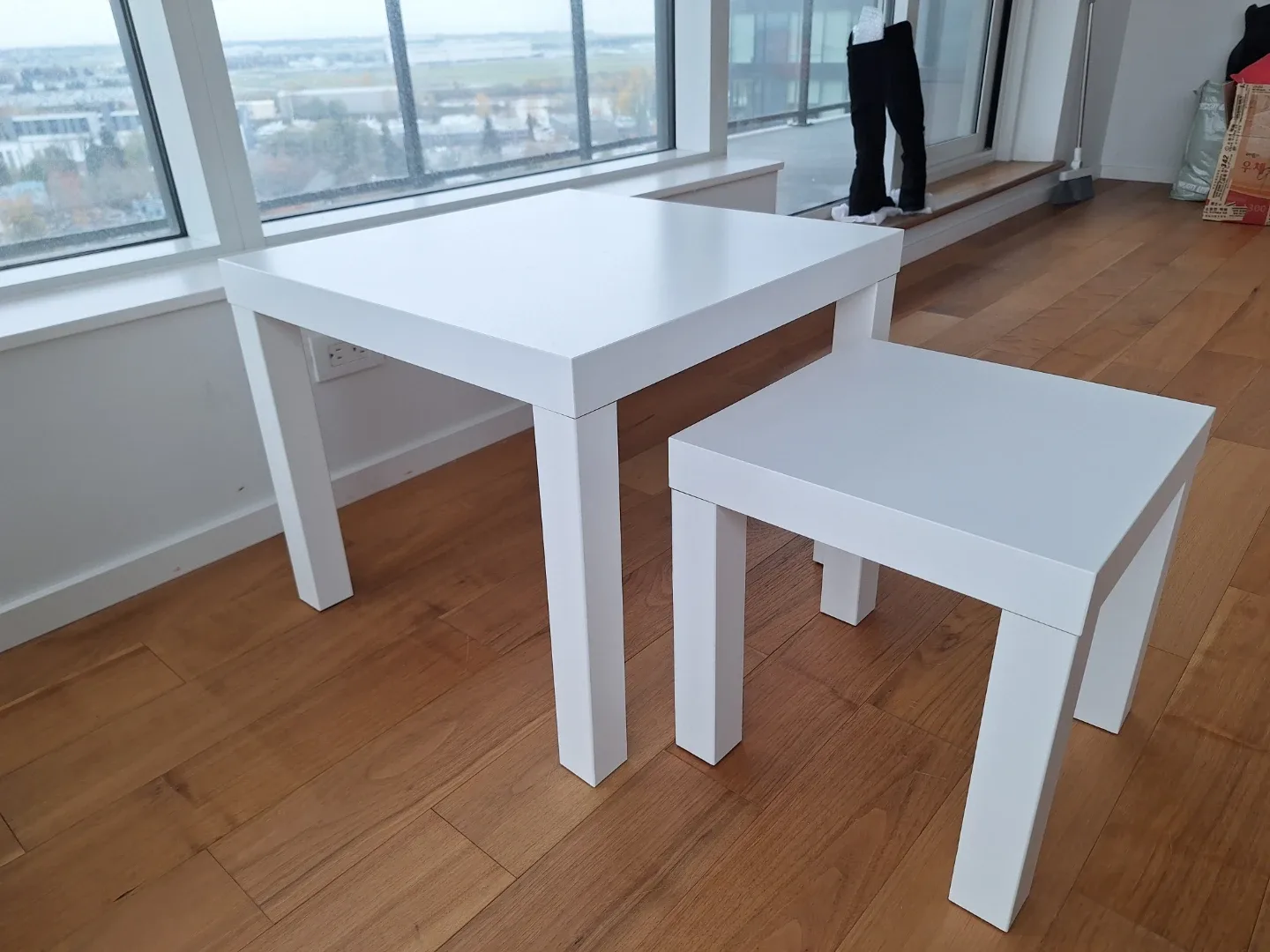 IKEA LACK White Nesting Tables (Set of 2) image indicator(5)