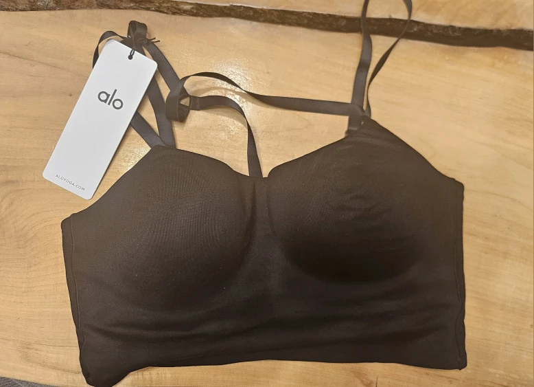 New Alo Yoga Alosoft Molded Fantasy Bra - Black, L - photo 3