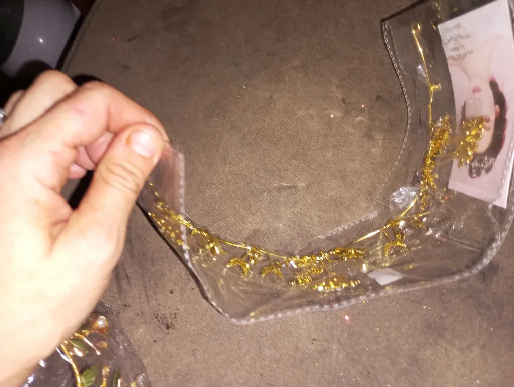 Gold Floral Crown s- New in Box image indicator(4)