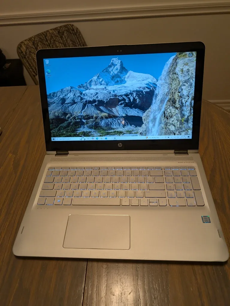 HP Envy x360 Convertible Laptop w/ touchscreen image indicator(2)