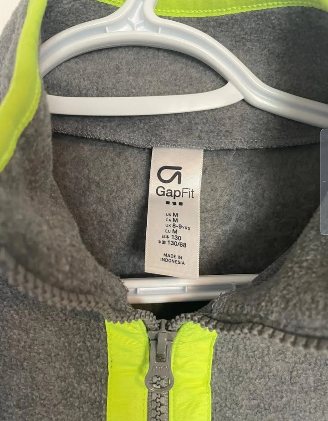 Boys sweaters (Barely used) - Various brands & sizes - photo 4