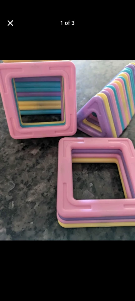 Magnetic Tiles Set