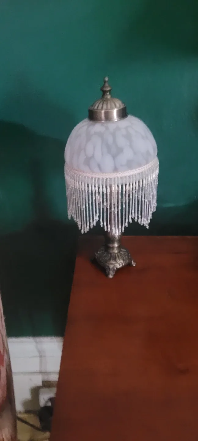 Vintage Style Beaded Table Lamp image indicator(2)