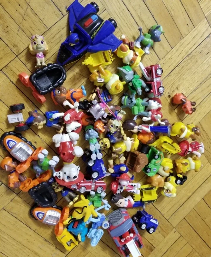 Paw Patrol Toy Figure Lot