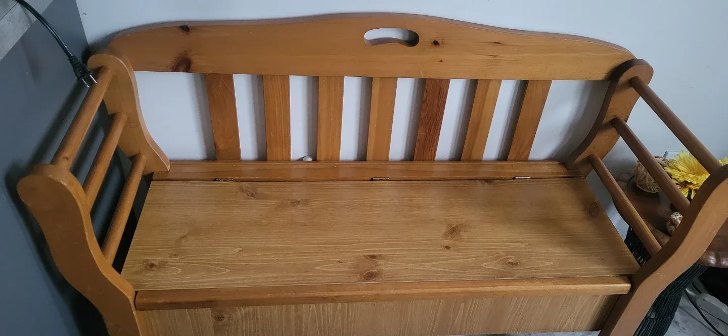 Wooden Storage Bench image indicator(2)