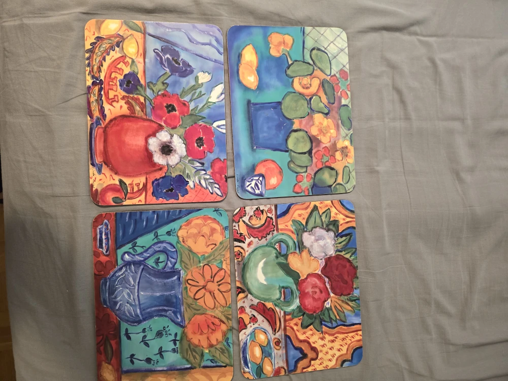 Vintage set of 4 gorgeous  Placemats by Linda Raffel