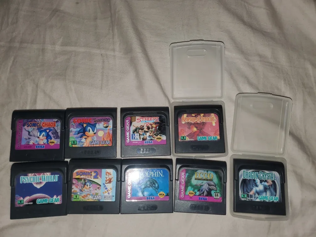 Sega Game Gear with Games image indicator(2)
