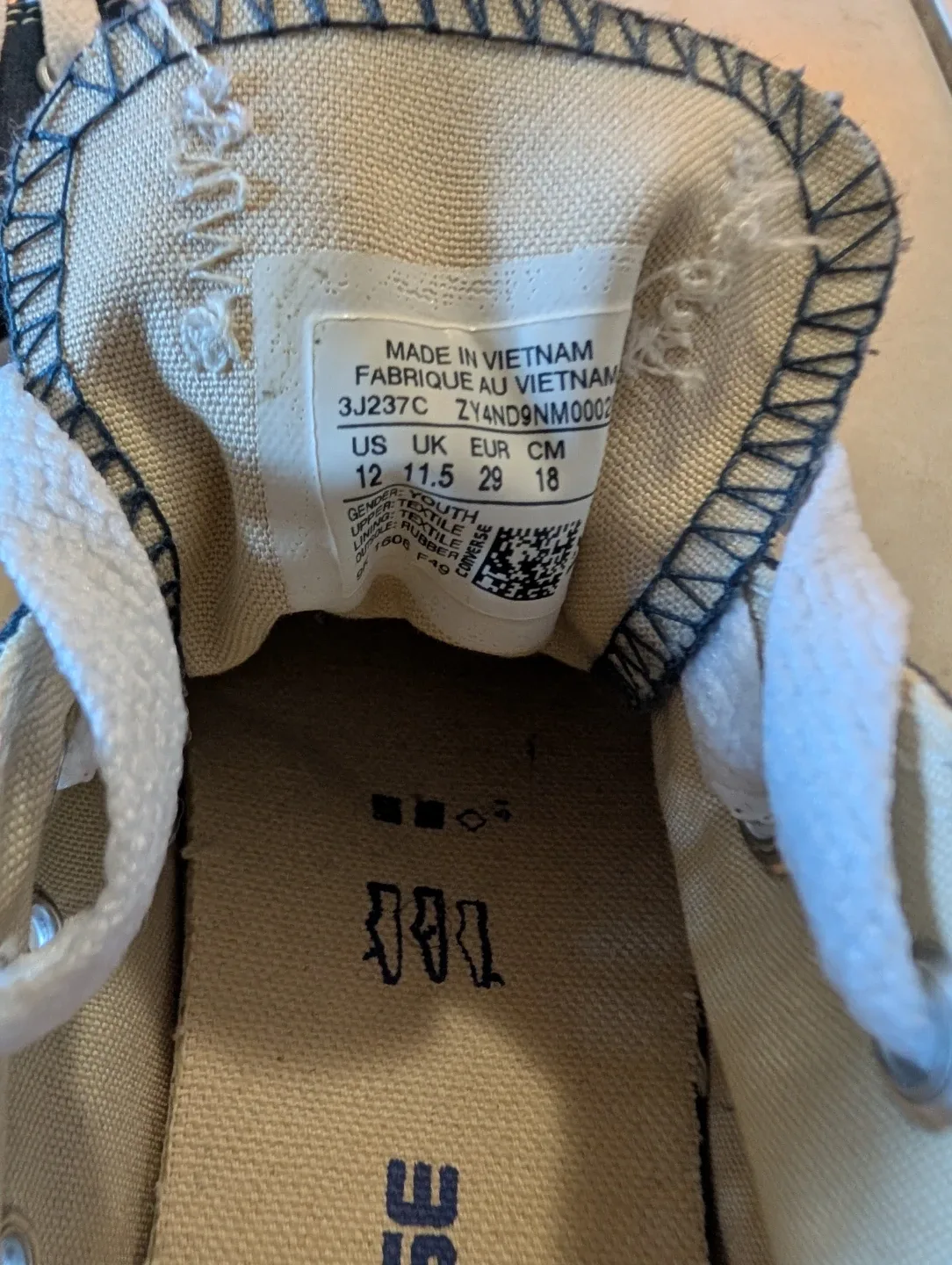 Converse Chuck Taylor All Star Sneakers - Size 12 image indicator(3)