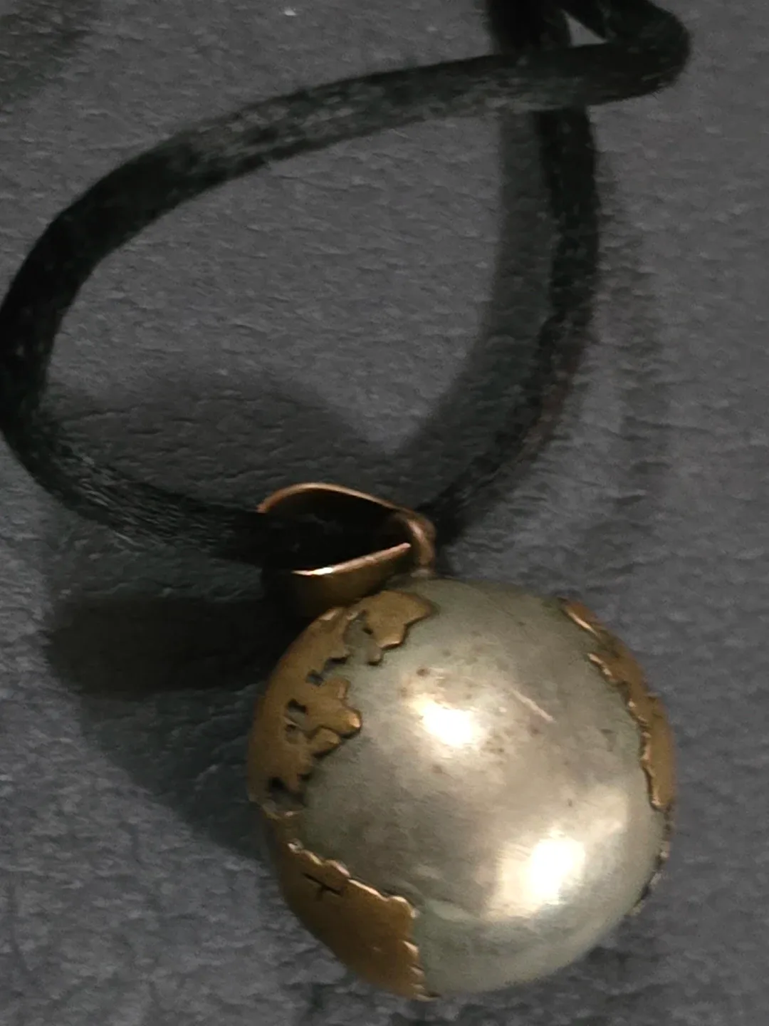 World Globe Chime Pendant Necklace Vintage image indicator(2)