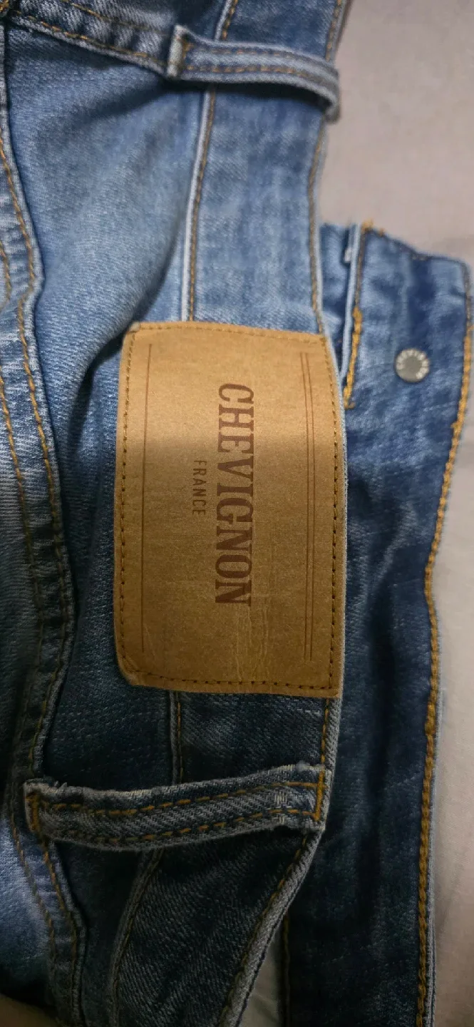 Chevignon Men's stretchy jeans(Waist 34-36) image indicator(3)