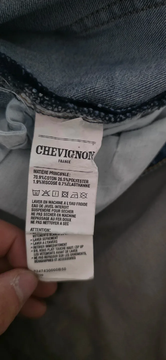 Chevignon Men's stretchy jeans(Waist 34-36) image indicator(5)