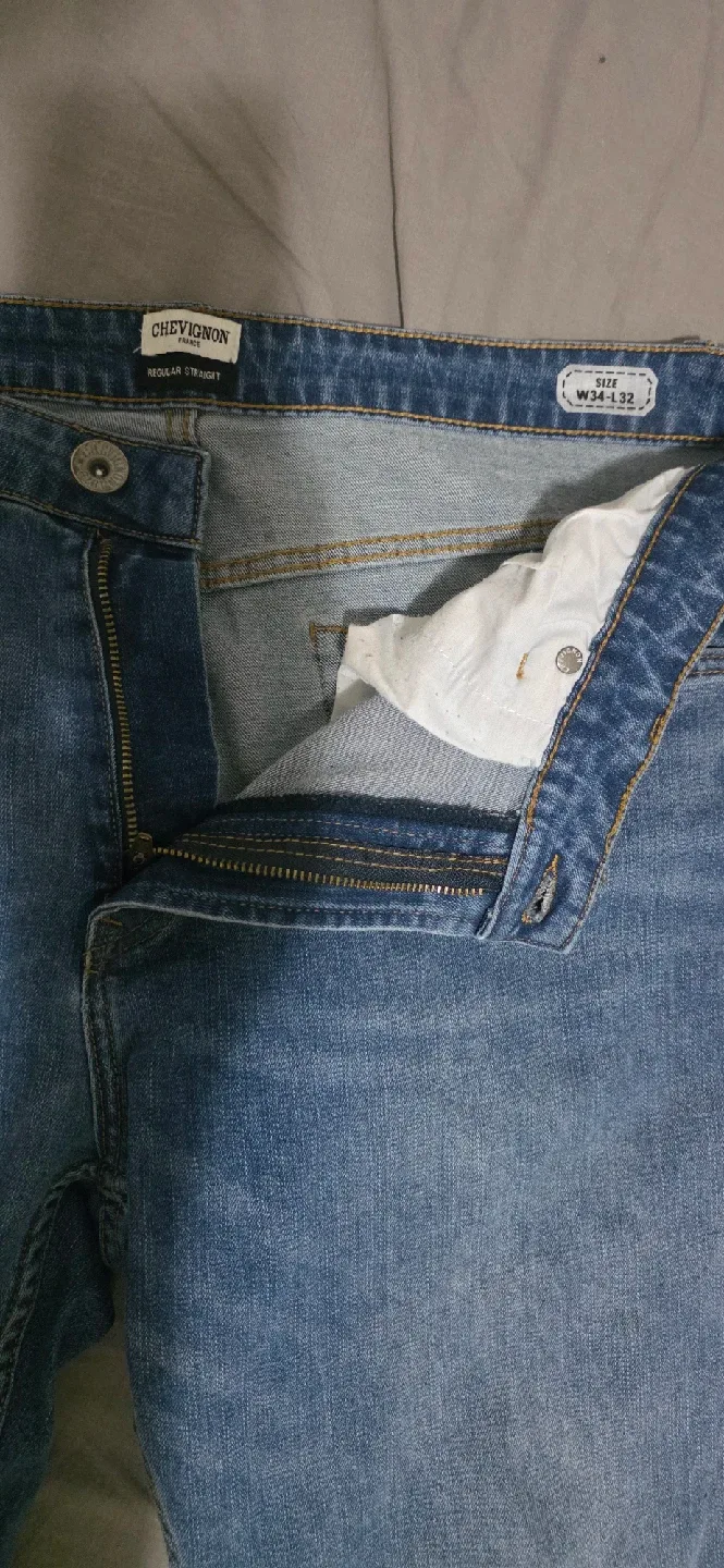 Chevignon Men's stretchy jeans(Waist 34-36) image indicator(7)