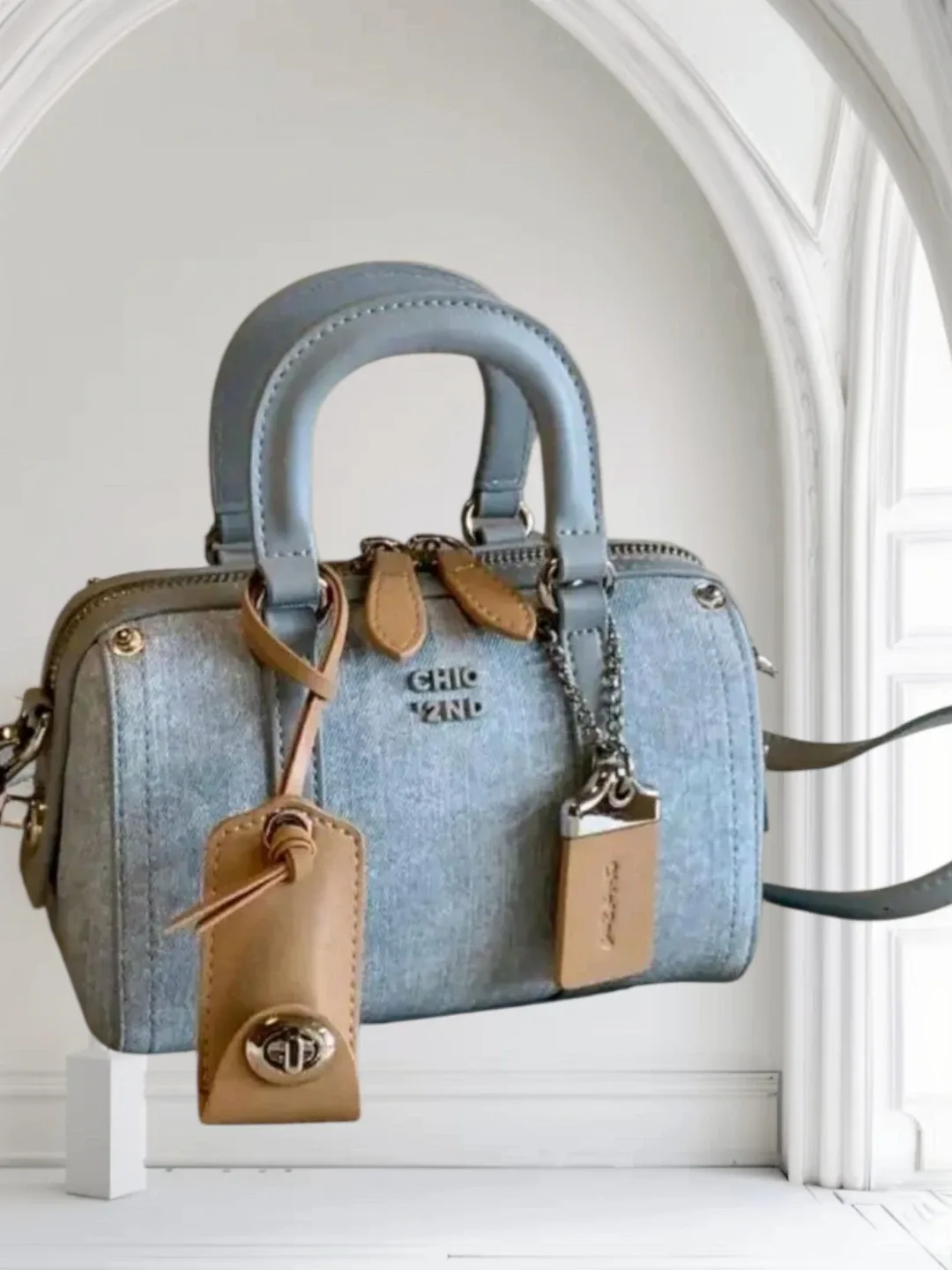 Chic 12nd Light Blue Handbag image indicator(7)