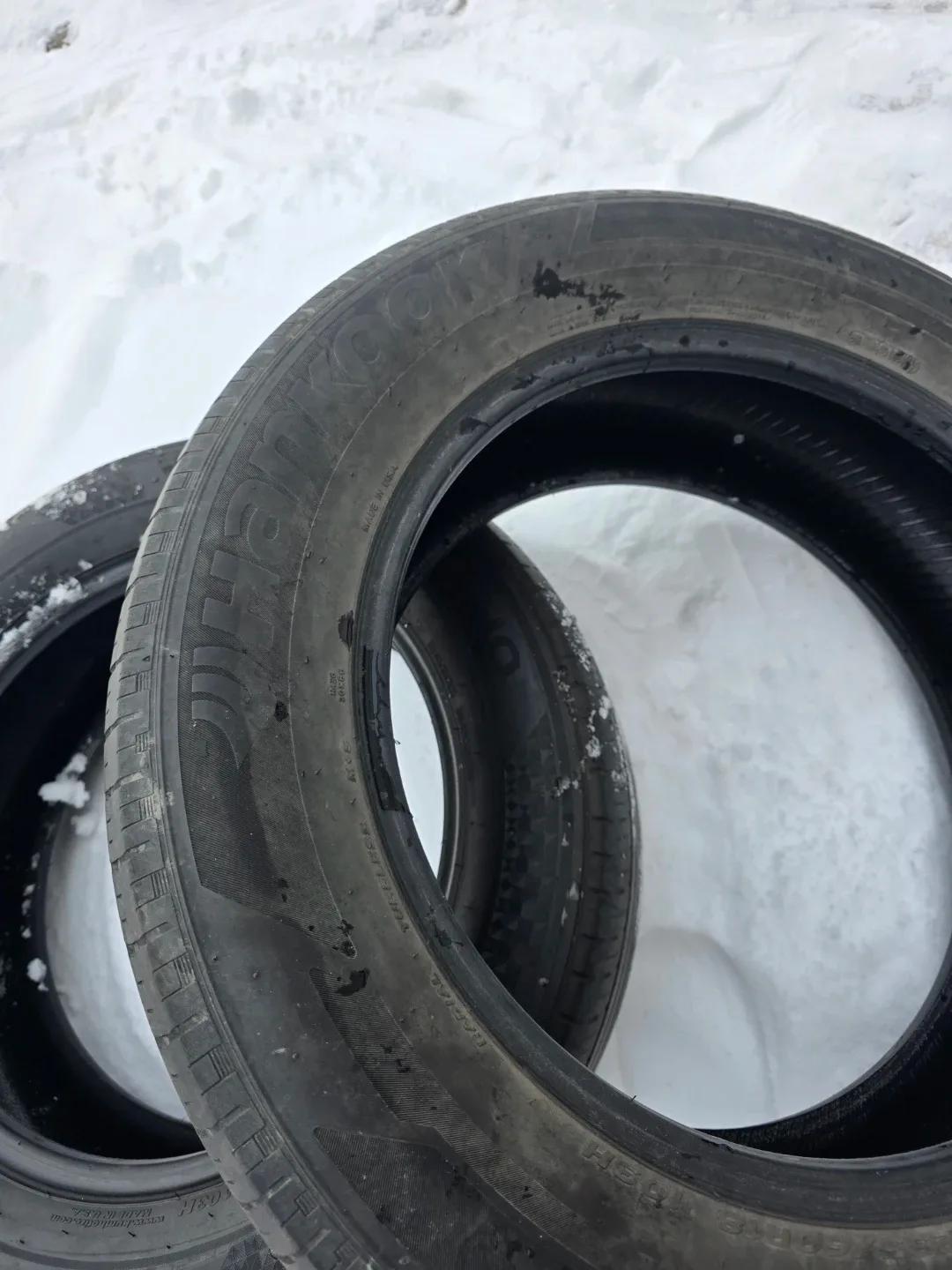 235/60R18 Kumho & Hankook Tires image indicator(3)
