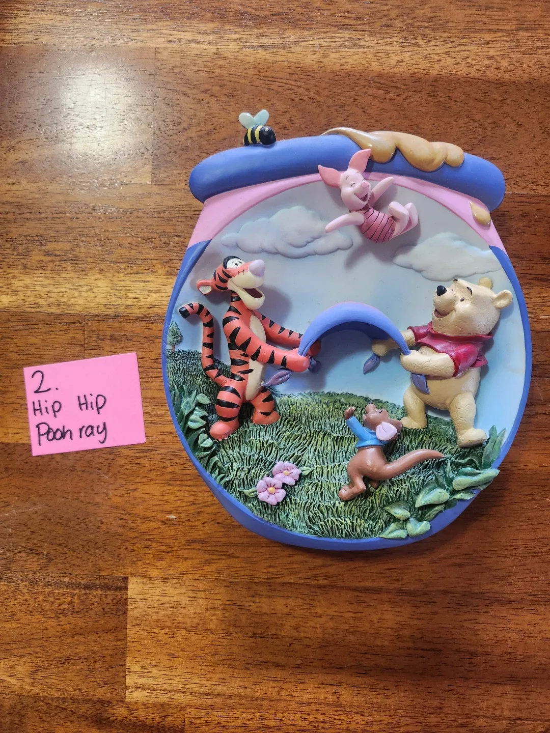Winnie the Pooh & Friends Porcelain Wall Decor image indicator(2)