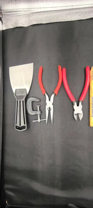 Premium Home Repair & DIY Tool Kit – 11 Tools – Ready to Use image indicator(4)