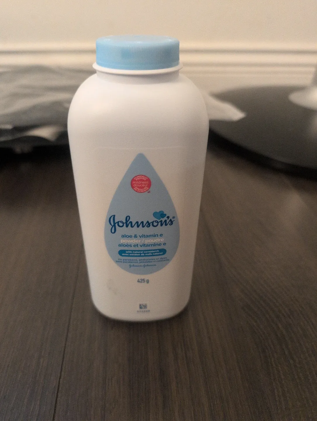 Johnson's Aloe & Vitamin E Powder - 425g