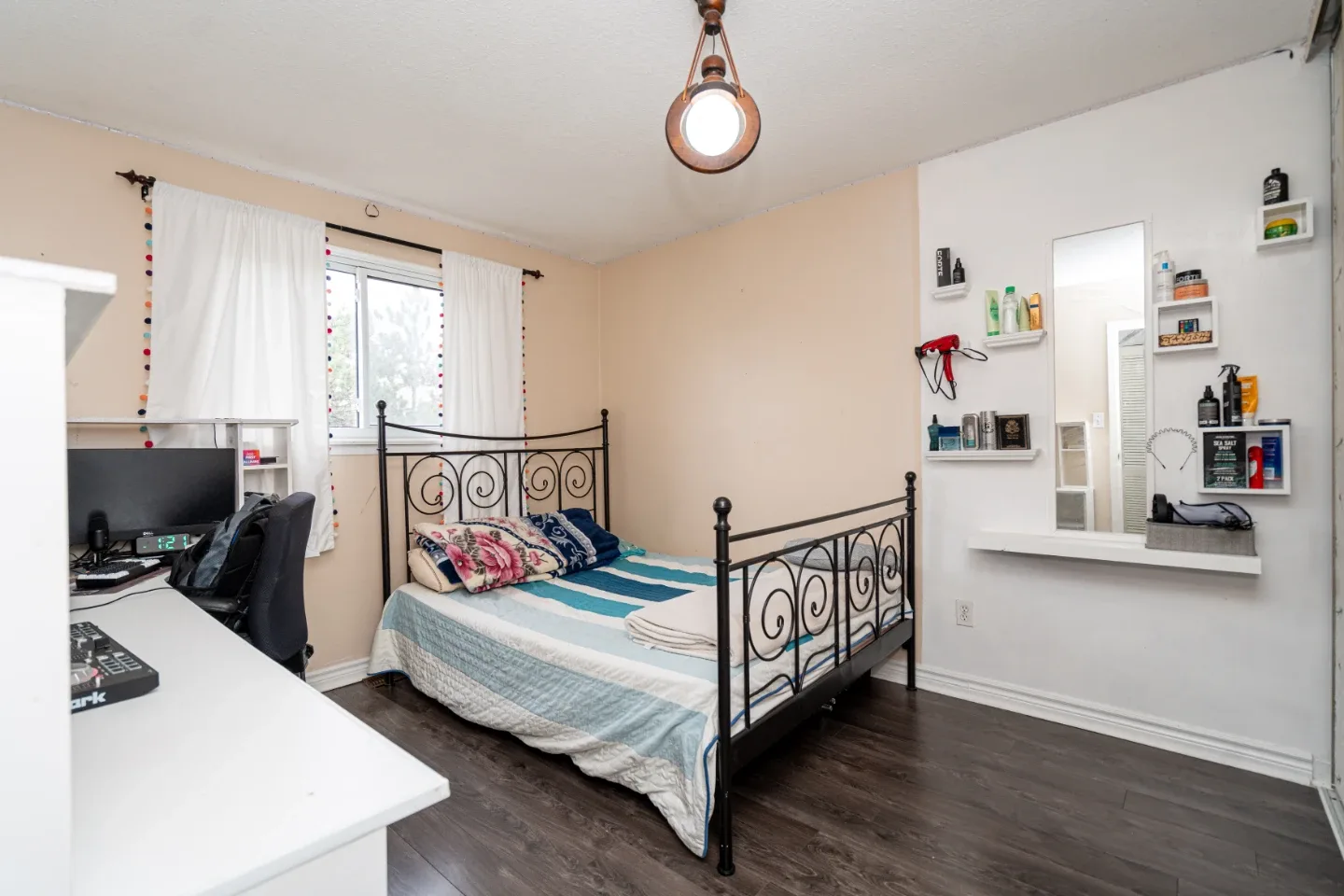 Rooms for rent image indicator(3)