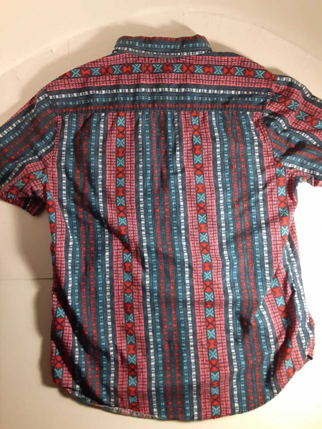 Zipcode - Short Sleeve Funky Patterned Button-Down Shirt | S: LG image indicator(3)