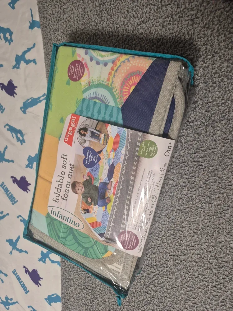 Infantino Foldable Soft Foam Mat, New in Package
