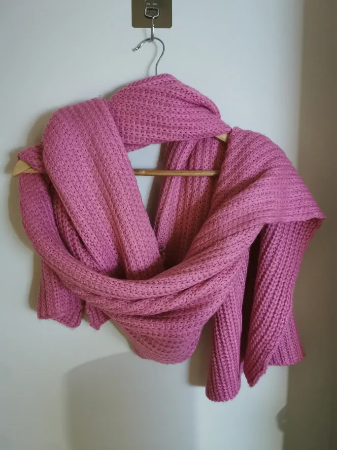 Pink Knitted Scarf_ Zara
