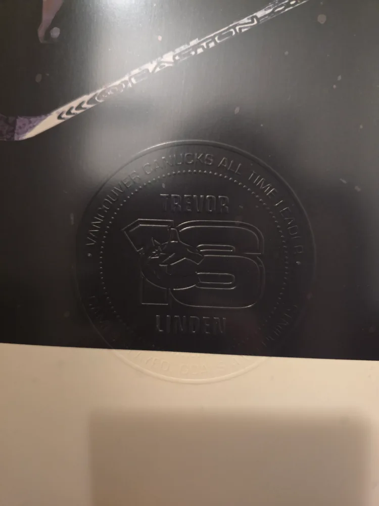 Trevor Linden Canucks Framed Print image indicator(4)