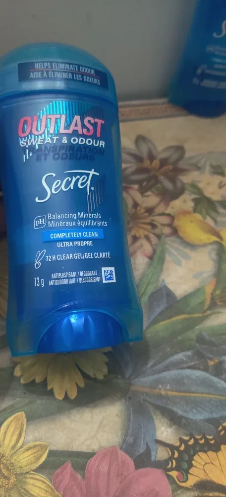 Secret Outlast Deodorant - 73g x 3 image indicator(3)