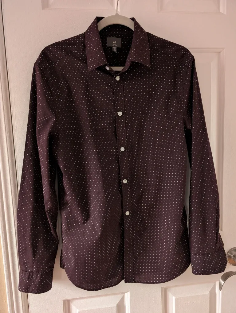 H&M Slim Fit Easy Iron Dress Shirt - M