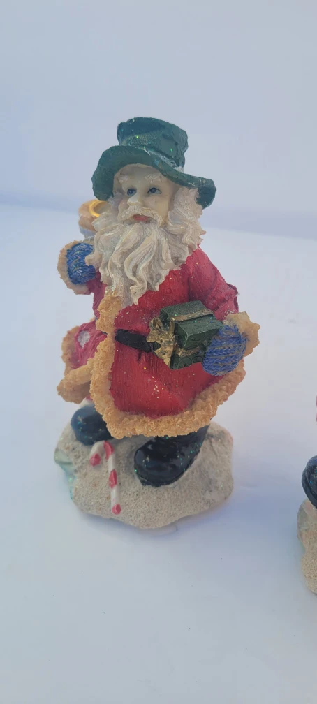 Santa Claus Candle Holder Figurines - photo 2
