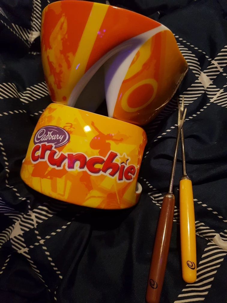 Cadbury Crunchie Chocolate Fondue Set